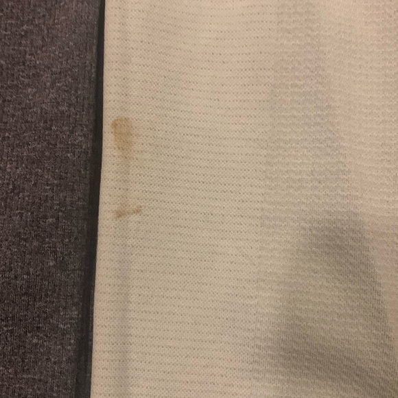 Girls long sleeve Ivivva top
Tag with size missing.
Appears to be a youth 12 - Picture 3 of 6